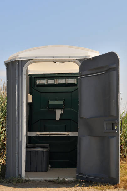 Best Portable bathroom rental  in Loudonville, OH